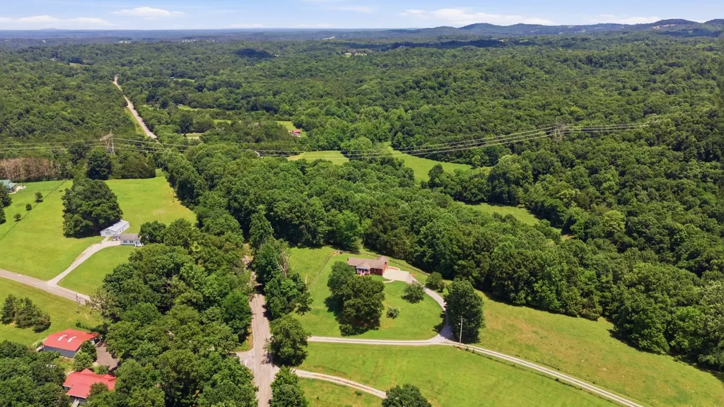2644 Scribners Mill Road Culleoka TN 38451