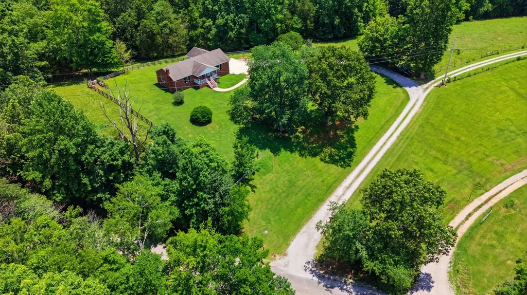 2644 Scribners Mill Road Culleoka TN 38451