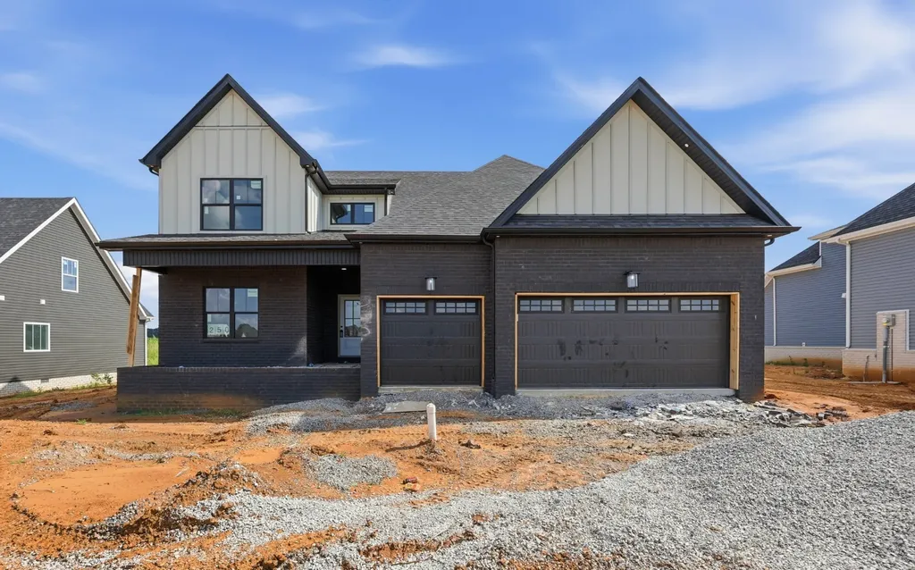 226 Low Plains Lane Clarksville TN 37043