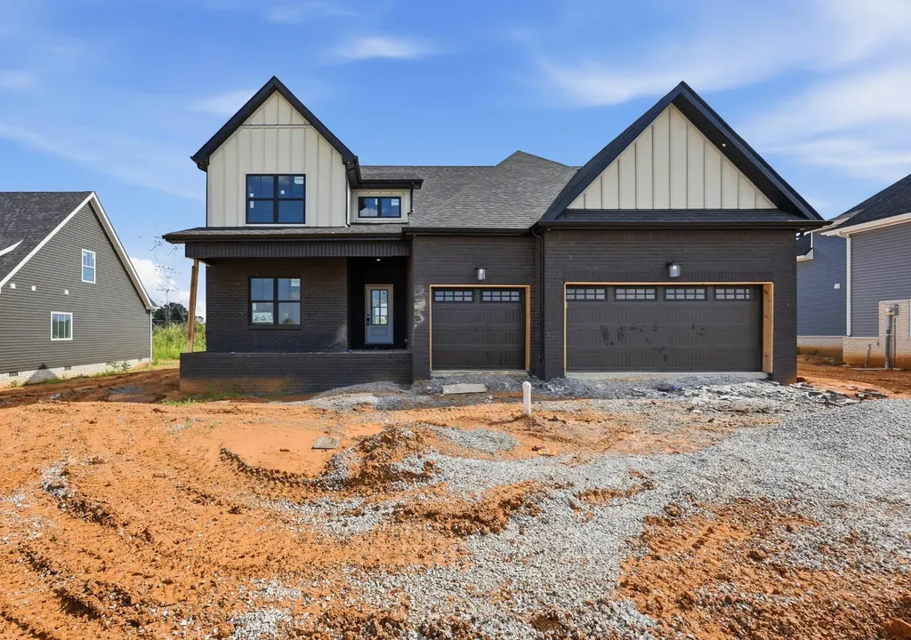 226 Low Plains Lane Clarksville TN 37043