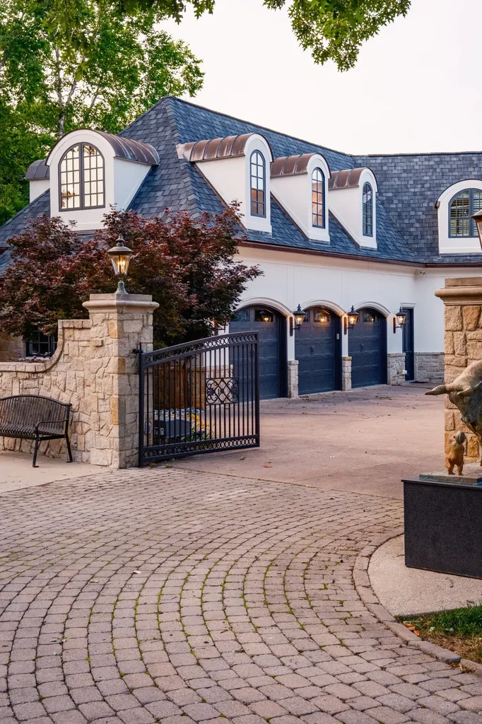 2410 Hidden River Lane Franklin TN 37069