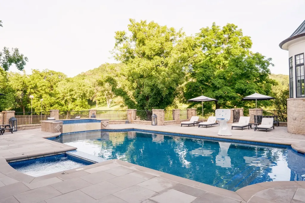 2410 Hidden River Lane Franklin TN 37069