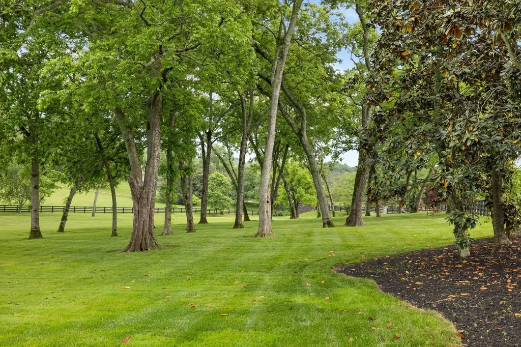 2410 Hidden River Lane Franklin TN 37069