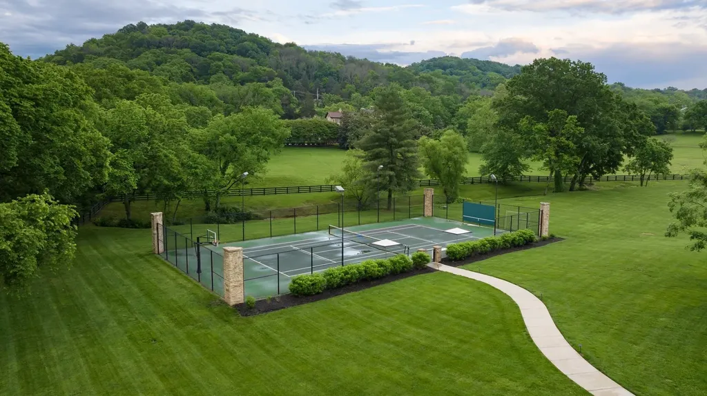 2410 Hidden River Lane Franklin TN 37069