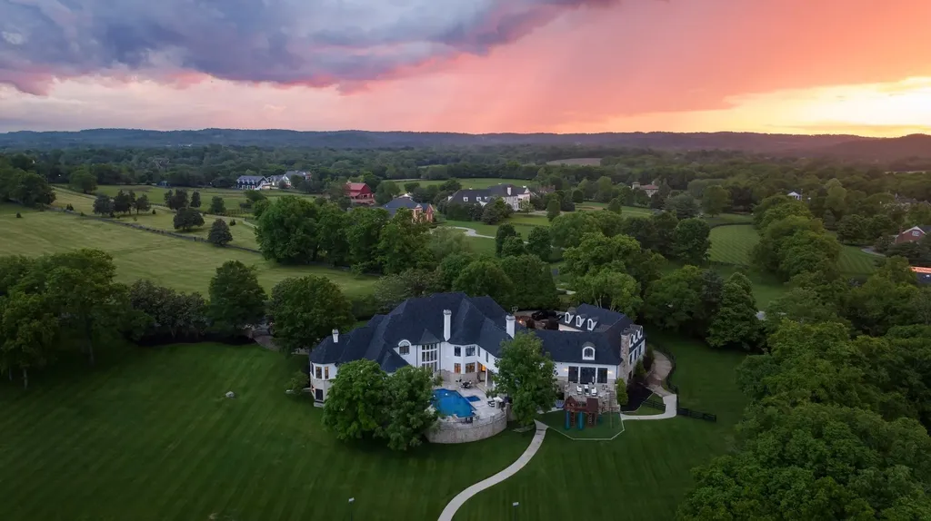 2410 Hidden River Lane Franklin TN 37069