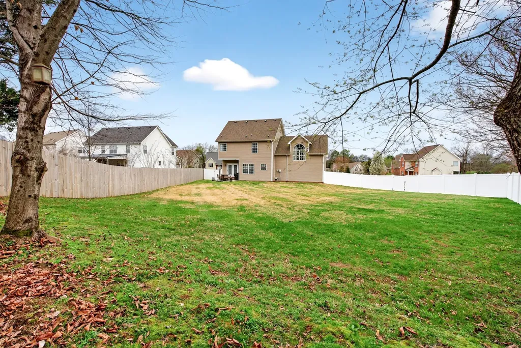 3098 Autumn Bluff Court Clarksville TN 37040