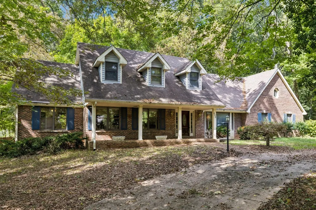 805 Shady Bluff Trail Clarksville TN 37043