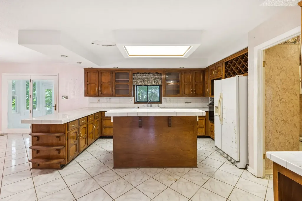805 Shady Bluff Trail Clarksville TN 37043