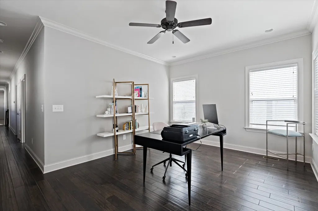2213B 11th Ave, S Nashville TN 37204