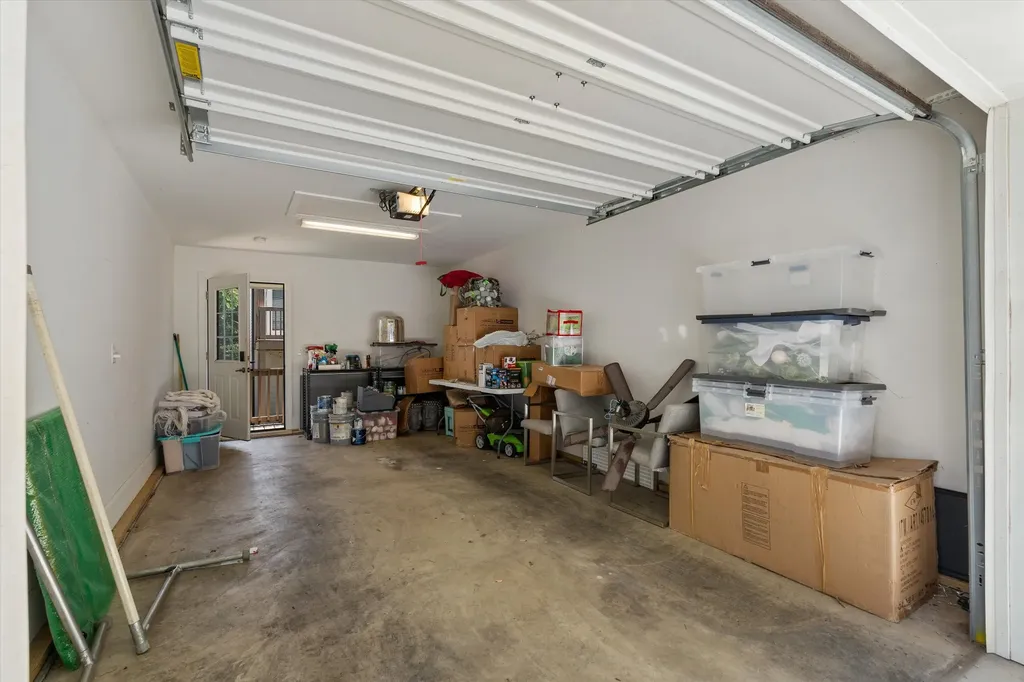 2213B 11th Ave, S Nashville TN 37204