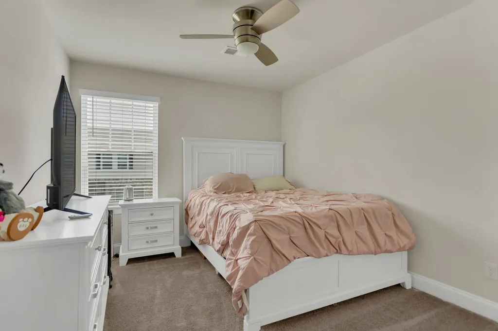 1021 Mckee Court Columbia TN 38401