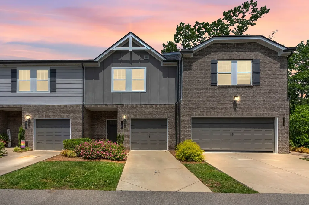 1021 Mckee Court Columbia TN 38401