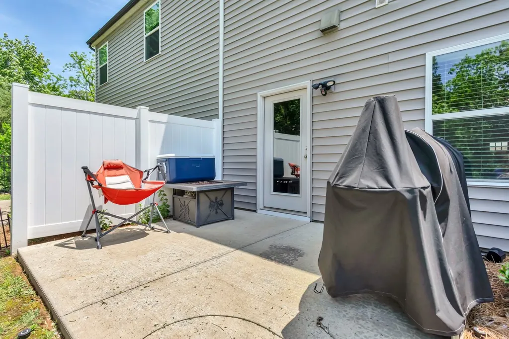 1021 Mckee Court Columbia TN 38401