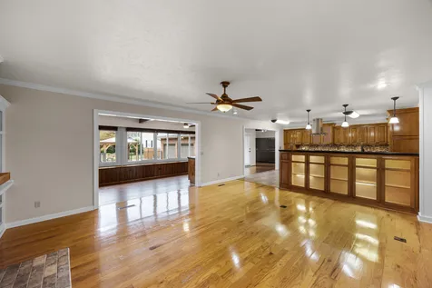 15 Chesapeake Drive Mc Kenzie TN 38201