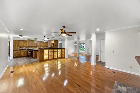 15 Chesapeake Drive Mc Kenzie TN 38201