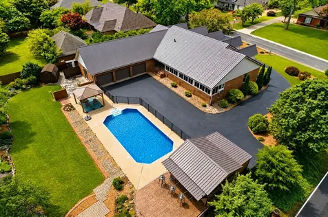 15 Chesapeake Drive Mc Kenzie TN 38201