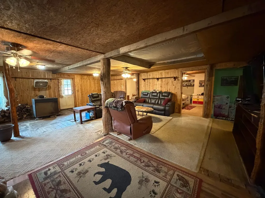 262 Hiwassee Road Crossville TN 38572