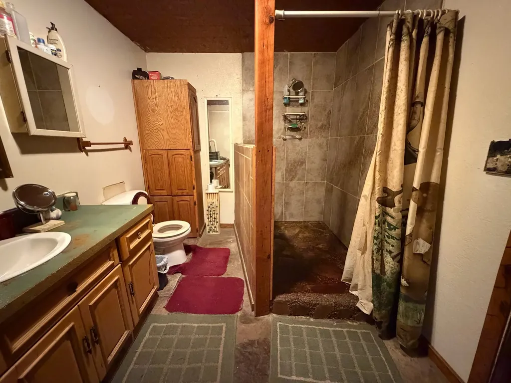 262 Hiwassee Road Crossville TN 38572