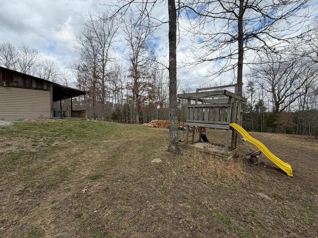 262 Hiwassee Road Crossville TN 38572