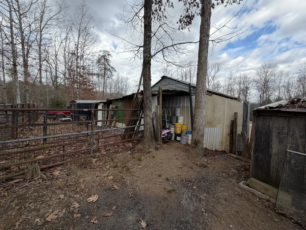 262 Hiwassee Road Crossville TN 38572