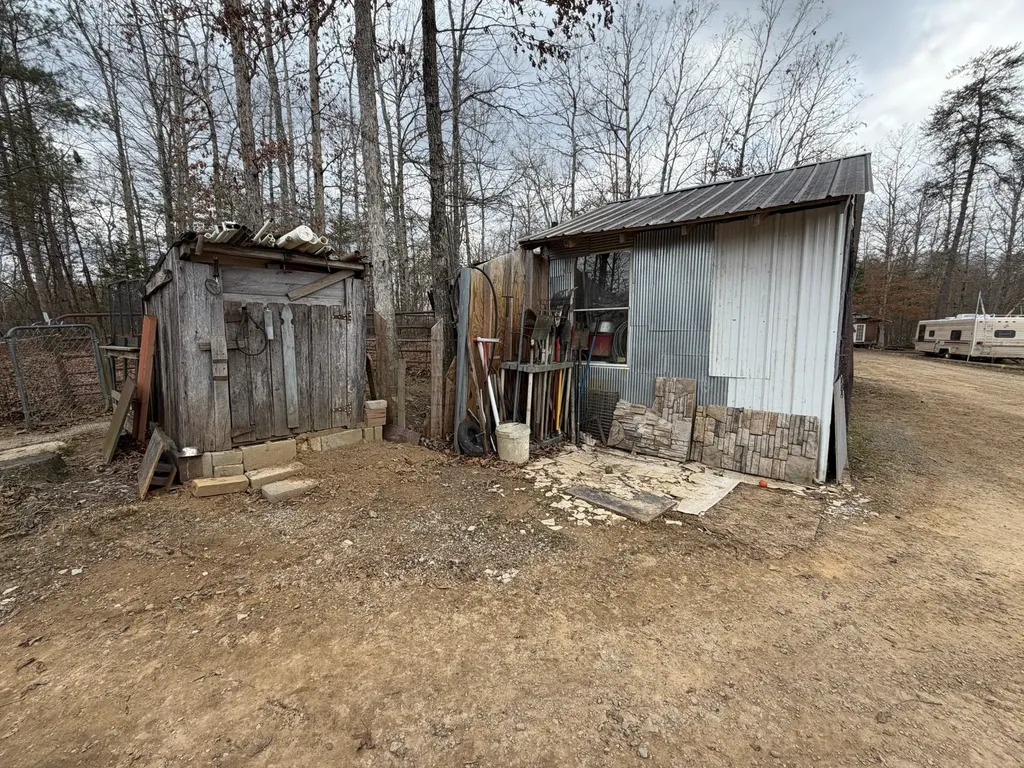262 Hiwassee Road Crossville TN 38572