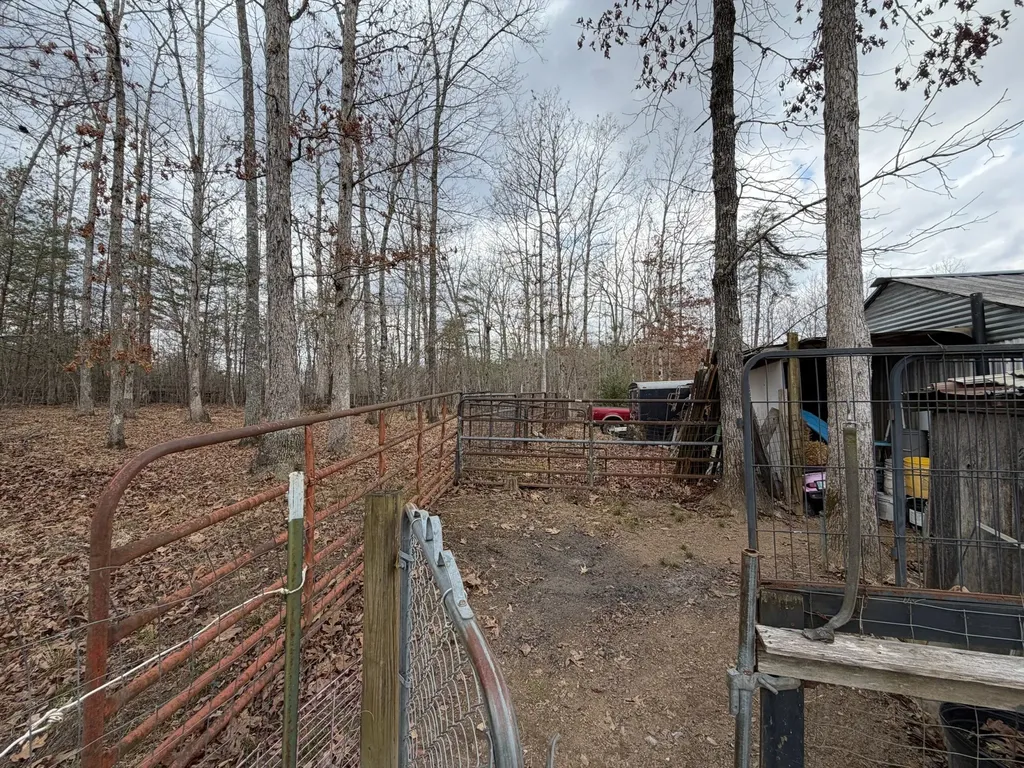 262 Hiwassee Road Crossville TN 38572
