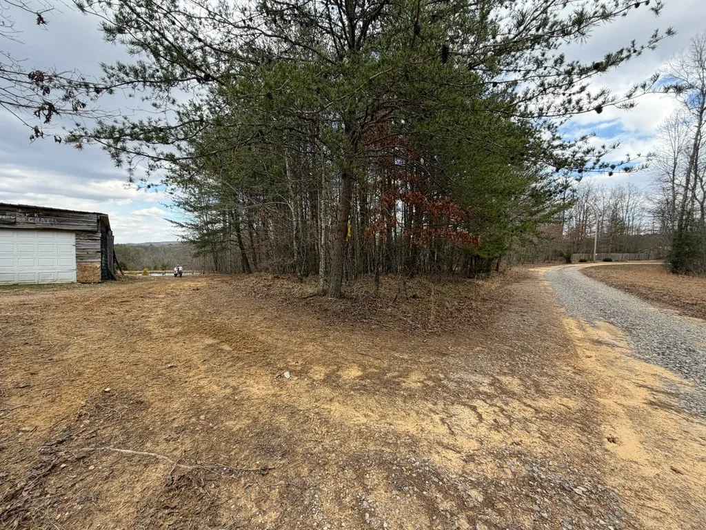 262 Hiwassee Road Crossville TN 38572