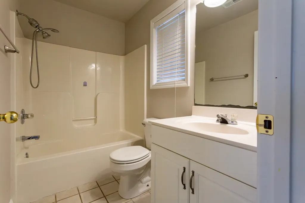 669 Tylertown Road Clarksville TN 37040