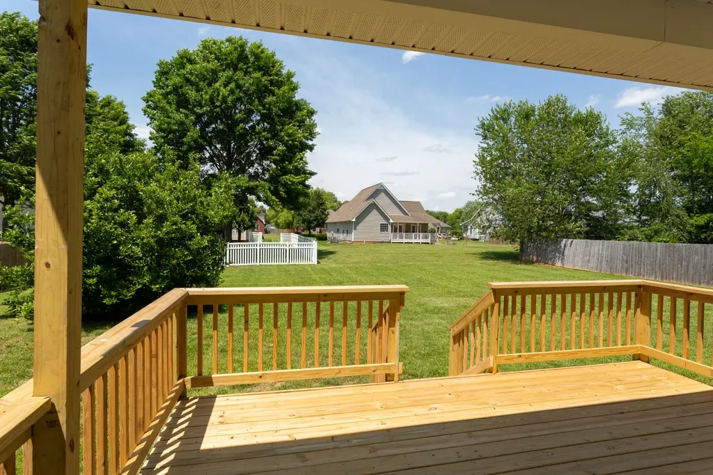 669 Tylertown Road Clarksville TN 37040