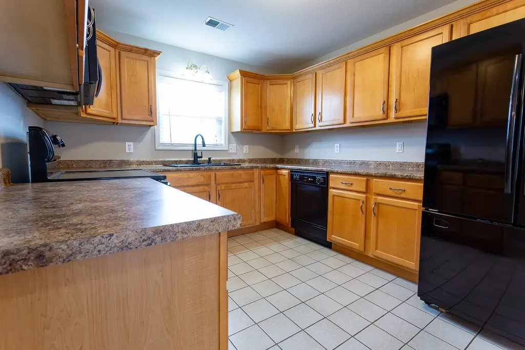 669 Tylertown Road Clarksville TN 37040