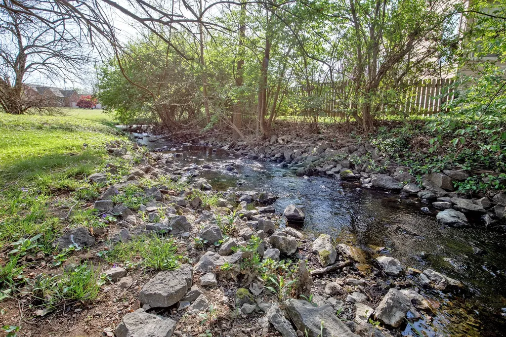 155 S Birchwood Drive Hendersonville TN 37075