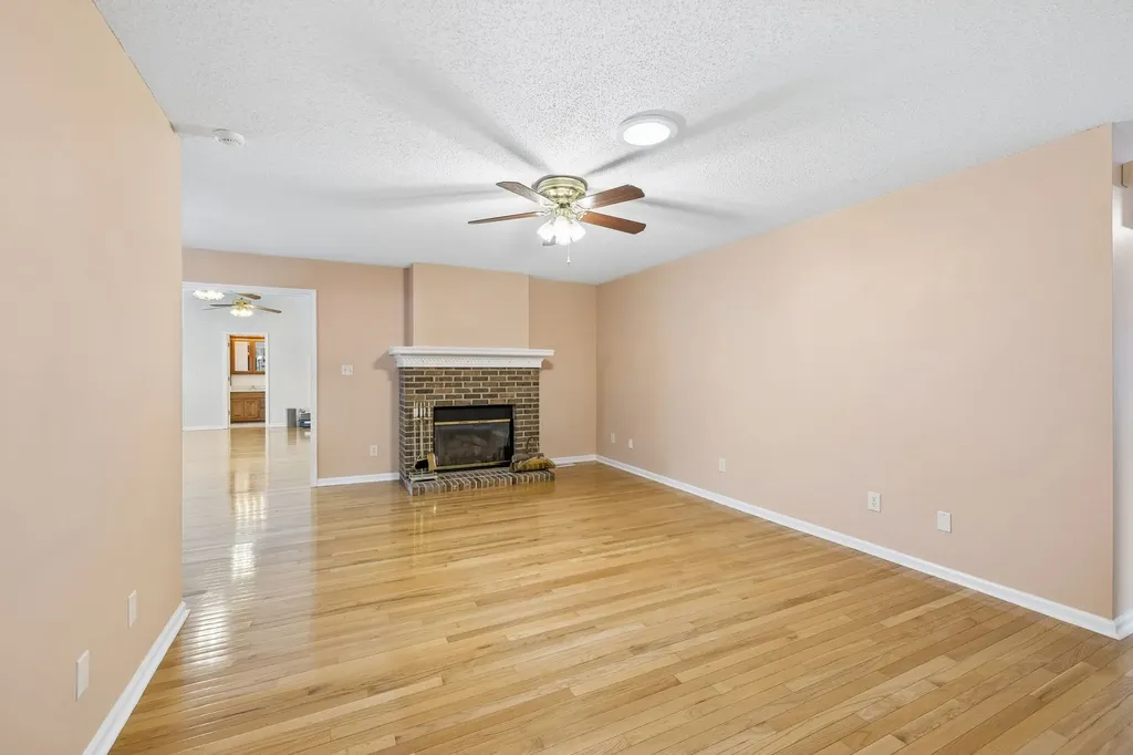 2531 Zion Road Columbia TN 38401