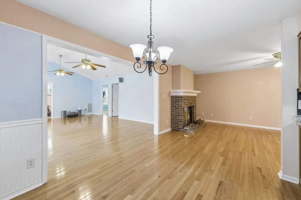 2531 Zion Road Columbia TN 38401