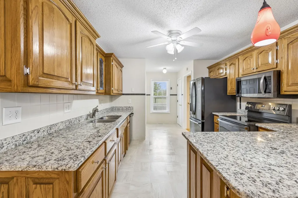 2531 Zion Road Columbia TN 38401