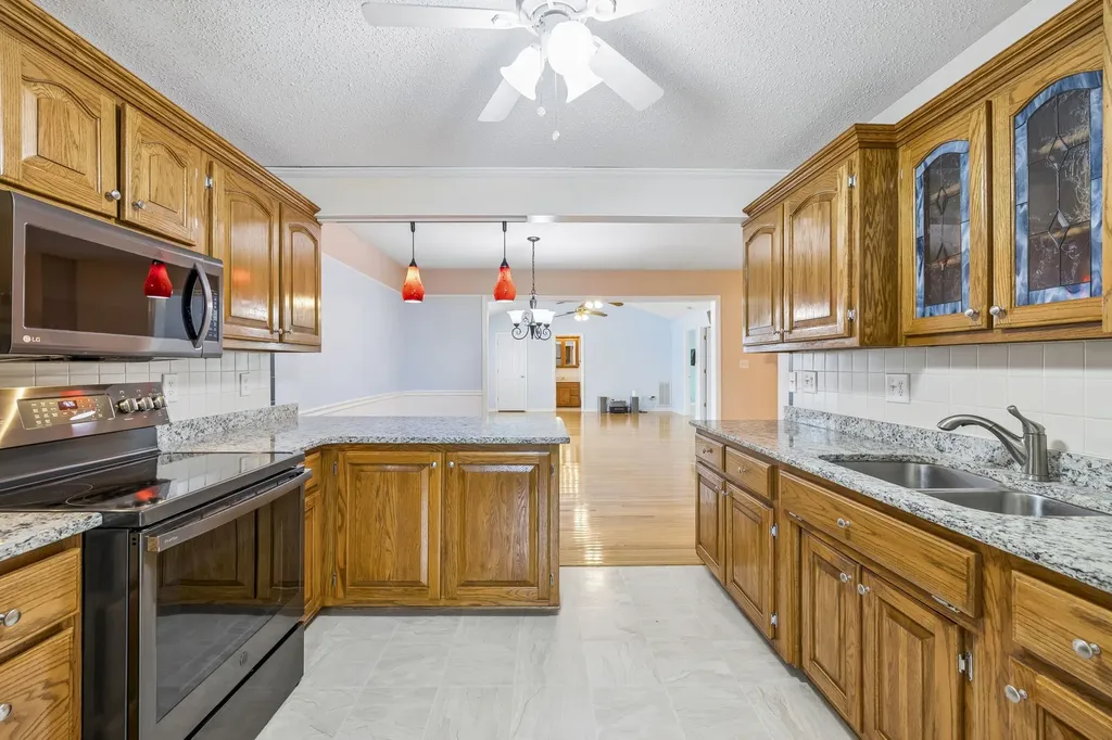 2531 Zion Road Columbia TN 38401
