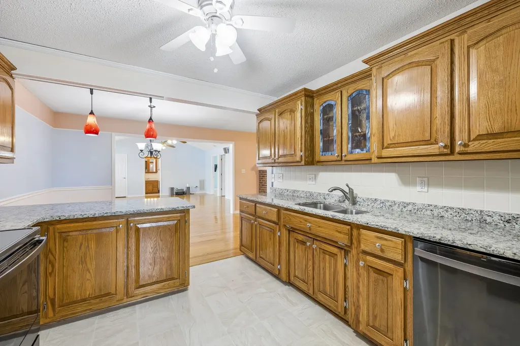 2531 Zion Road Columbia TN 38401