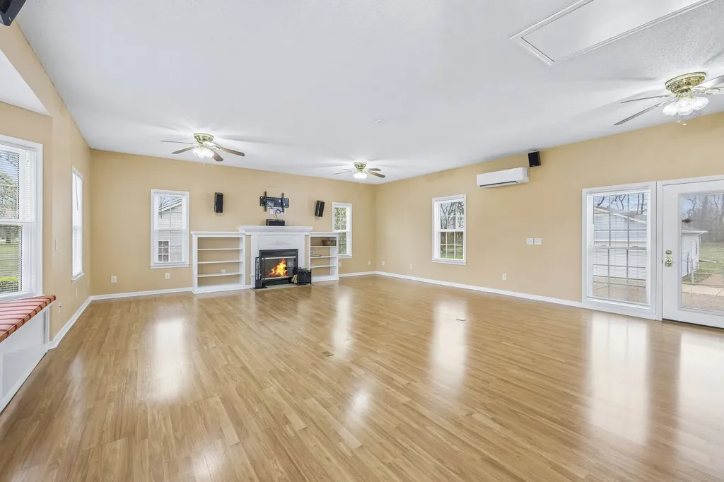 2531 Zion Road Columbia TN 38401