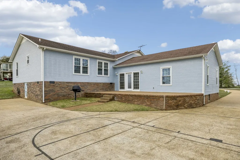 2531 Zion Road Columbia TN 38401