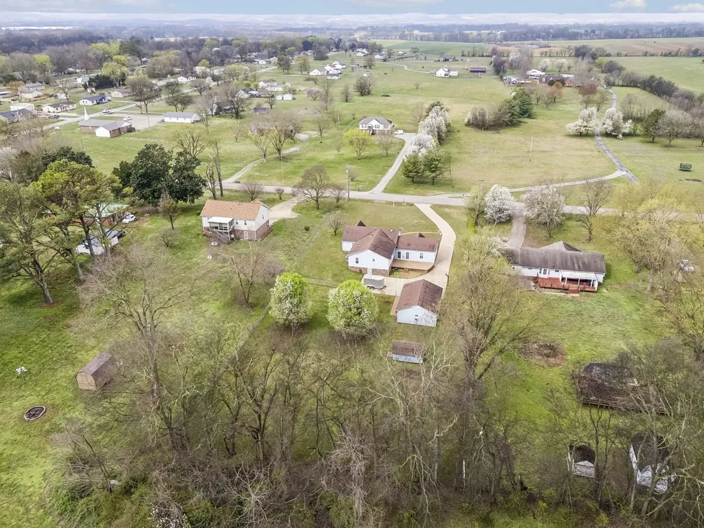 2531 Zion Road Columbia TN 38401