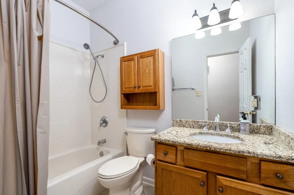 5000 Lancelot Court Columbia TN 38401