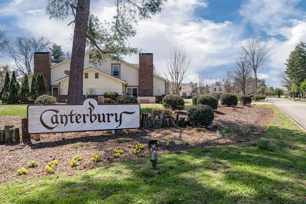 5000 Lancelot Court Columbia TN 38401