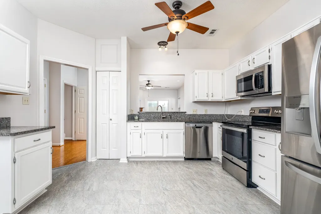 5000 Lancelot Court Columbia TN 38401