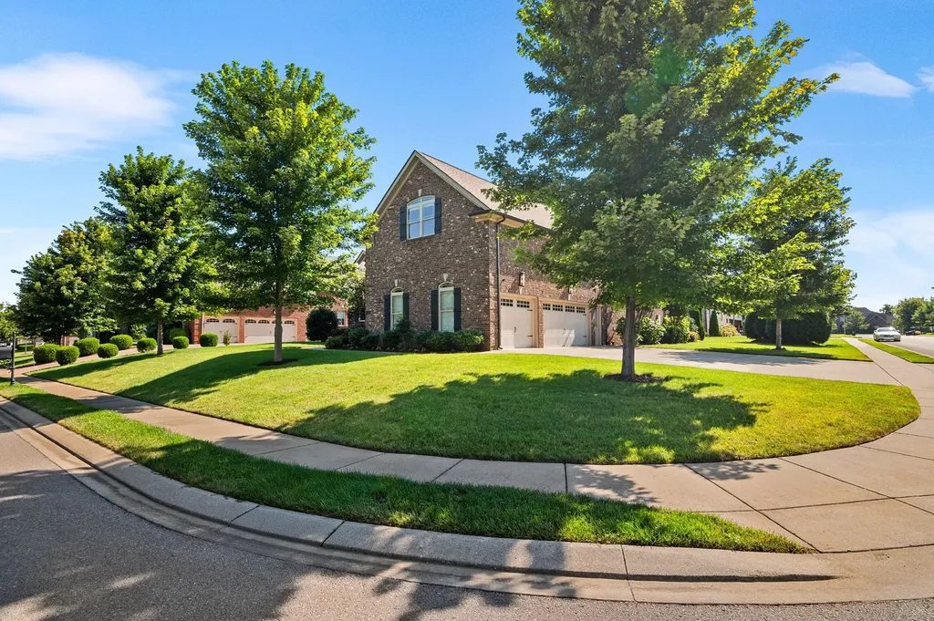 3202 Folcroft Drive Murfreesboro TN 37130