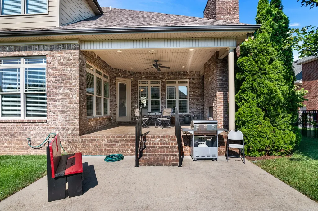 3202 Folcroft Drive Murfreesboro TN 37130