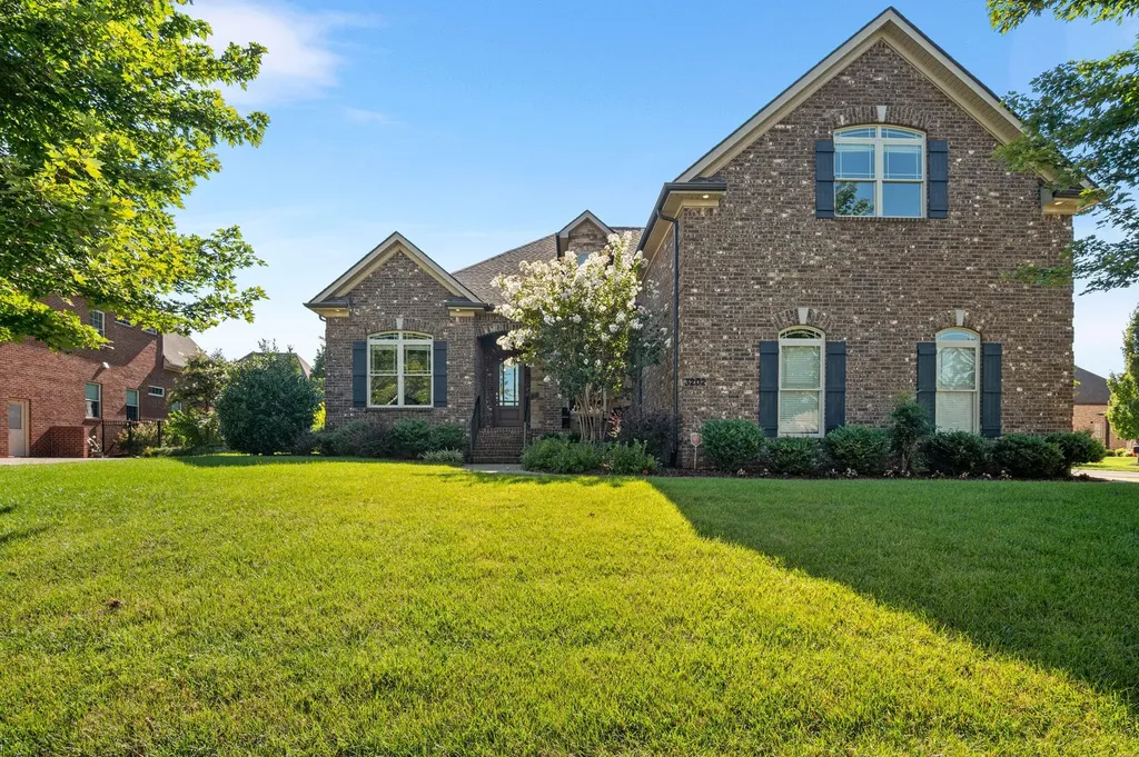 3202 Folcroft Drive Murfreesboro TN 37130
