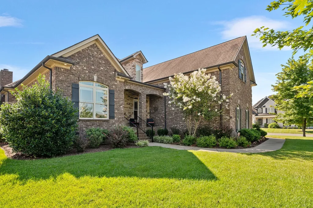 3202 Folcroft Drive Murfreesboro TN 37130