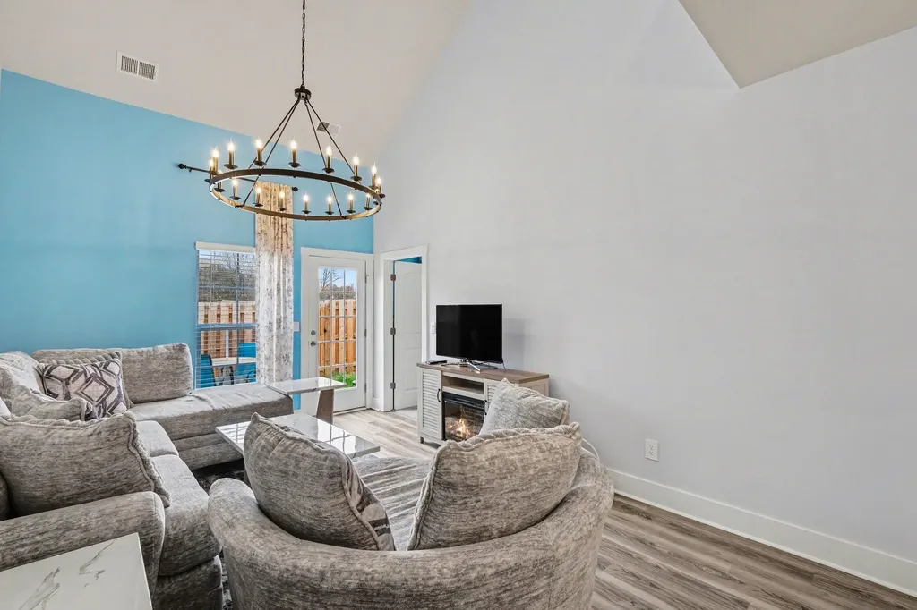 535 Tulip Springs Road Hermitage TN 37076