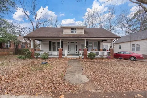 203 S Fairgrounds Street Jackson TN 38301