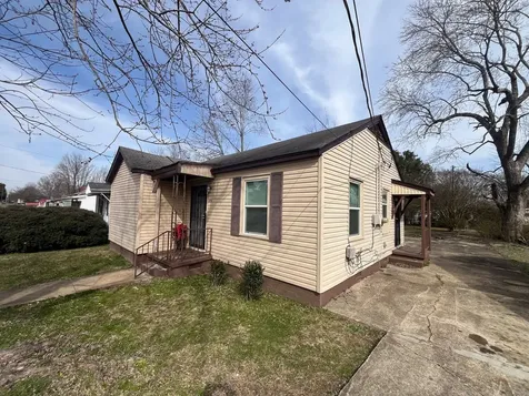 203 S Fairgrounds Street Jackson TN 38301