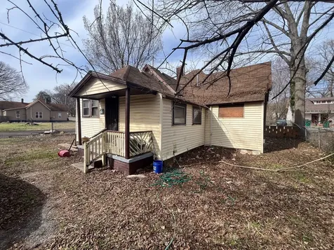 203 S Fairgrounds Street Jackson TN 38301